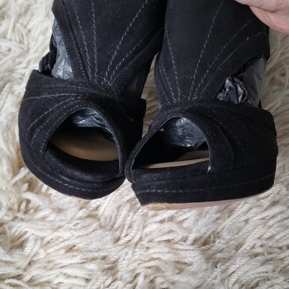 PRADA Pumps Suede Cutout Accent D'Orsay Size 36 - Picture 6 of 7